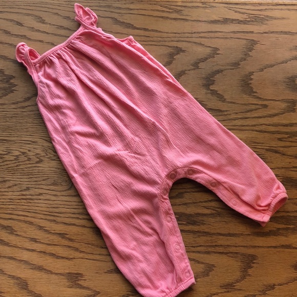 ⭐️ Carter’s Sleeveless Pant Romper - Picture 1 of 4